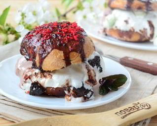 Королевский бургер с мороженым