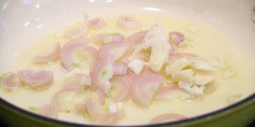 овощные бургеры с чечевицей, грибами и курагой