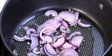 буррито с индейкой, беконом и шпинатом