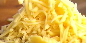 буррито с индейкой, помидорами и сыром