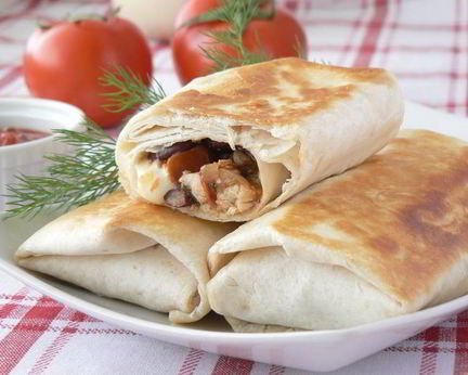 Буррито с курицей и фасолью