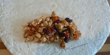 буррито с курицей и фасолью