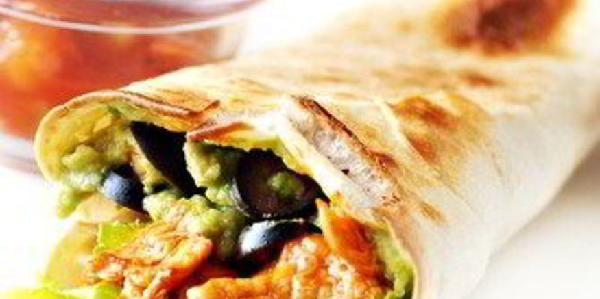 Рецепт буррито с курицей на гриле и фасолью