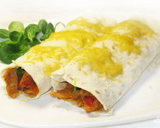 Буррито с мясом и авокадо