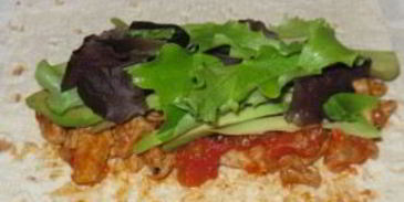 буррито с мясом и авокадо