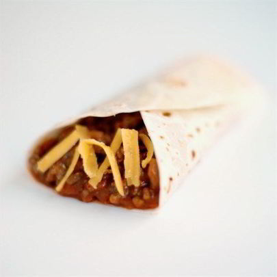 Буррито с тыквой и черной фасолью