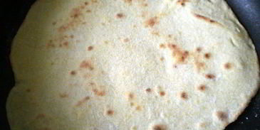 буррито в тортилье из кукурузной муки