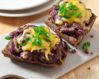 Бутерброд с фасолью