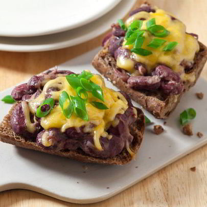 Бутерброд с фасолью