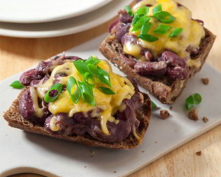 Бутерброд с фасолью