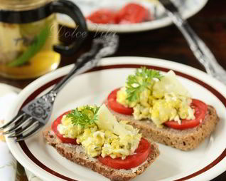 Бутерброд с яйцом и сыром