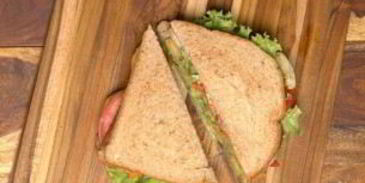 бутерброды на шпажках