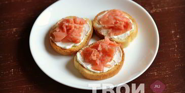 бутерброды с семгой