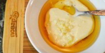 бутерброды со шпротами и копченой семгой