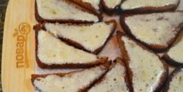 бутерброды со шпротами и копченой семгой