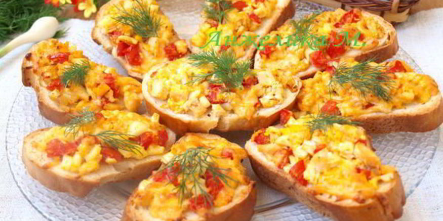 Рецепт горячих бутербродов с курицей и помидорами