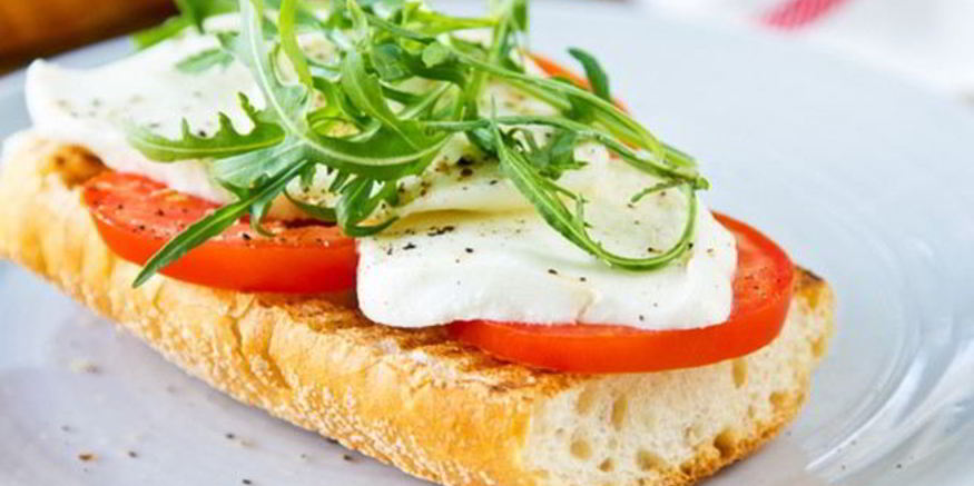 Рецепт горячего бутерброда по-средиземноморски