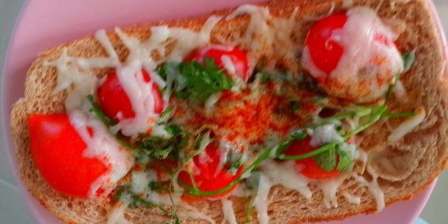 Рецепт горячего бутерброда с помидорами