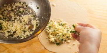 азербайджанские чебуреки с зеленью