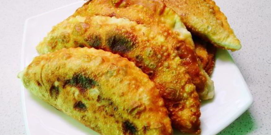 Рецепт чебуреков из заварного теста с добавлением водки