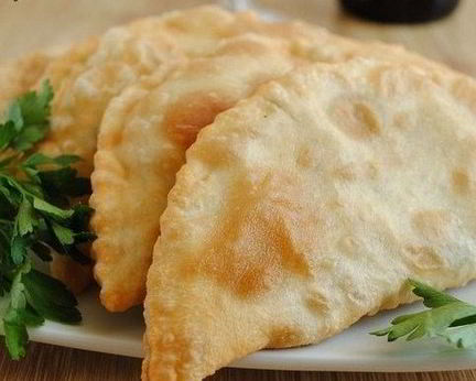 Чебуреки классические с мясом