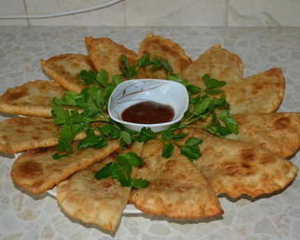 Чебуреки с сочной начинкой