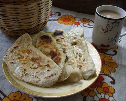 Чебуреки с творогом и зеленью