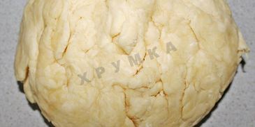 крымские чебуреки из слоеного теста