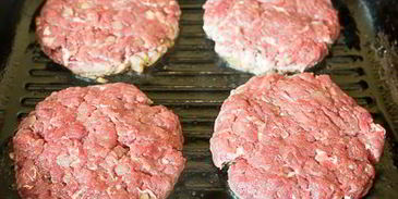 чизбургер с котлетой из говядины