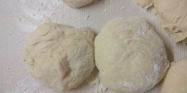 чизбургер с курицей и домашней булочкой