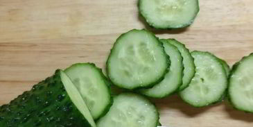 чизбургер с курицей и домашней булочкой