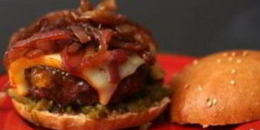 чизбургер с луковым джемом