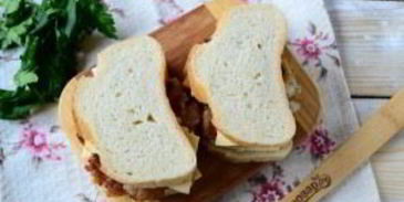 чизбургер во французском тосте