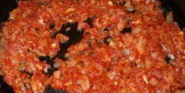 фаршированный кальмар с рисом и яйцом