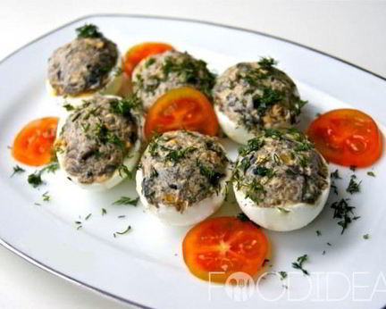 Фаршированные яйца с грибами