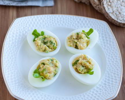 Фаршированные яйца с хреном