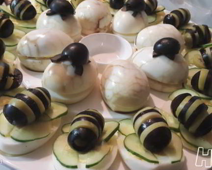 Фаршированные яйца с тунцом