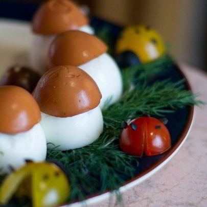 Яйца, фаршированные печенью трески