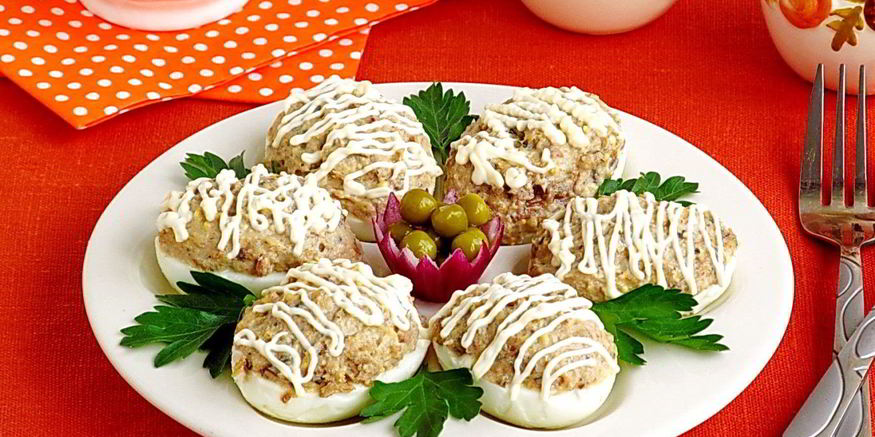 Рецепт яиц, фаршированных шпротами