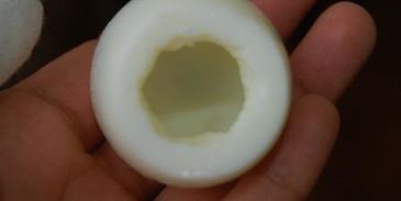 яйца, фаршированные суфле из семги и красной икры