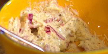 яйца, фаршированные сыром, каперсами и шнитт-луком