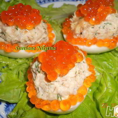Яйца фаршированные тунцом