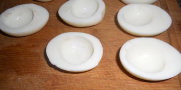 яйца фаршированные тунцом