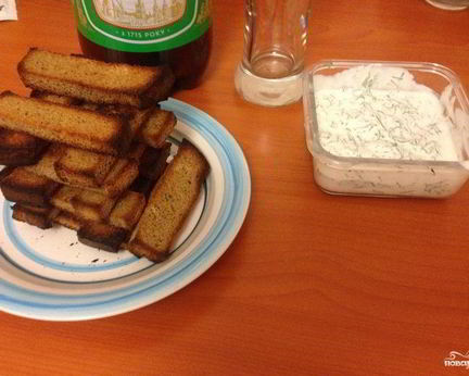 Чесночные гренки к пиву