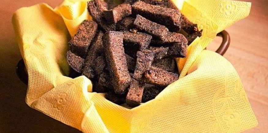 Рецепт чесночных гренков в духовке к пиву