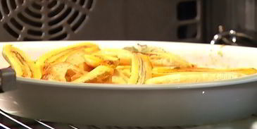 французские гренки с бананами и карамельным соусом