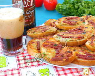 Гренки с колбасой и картофелем