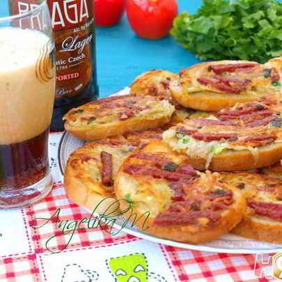 Гренки с колбасой и картофелем