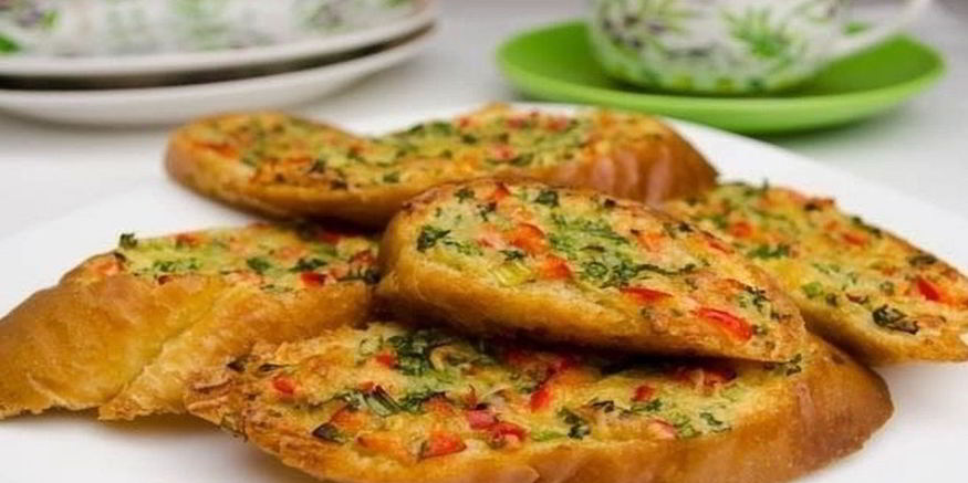 Рецепт гренков с луком