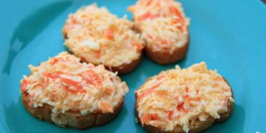 Рецепт гренков с сыром и морковью